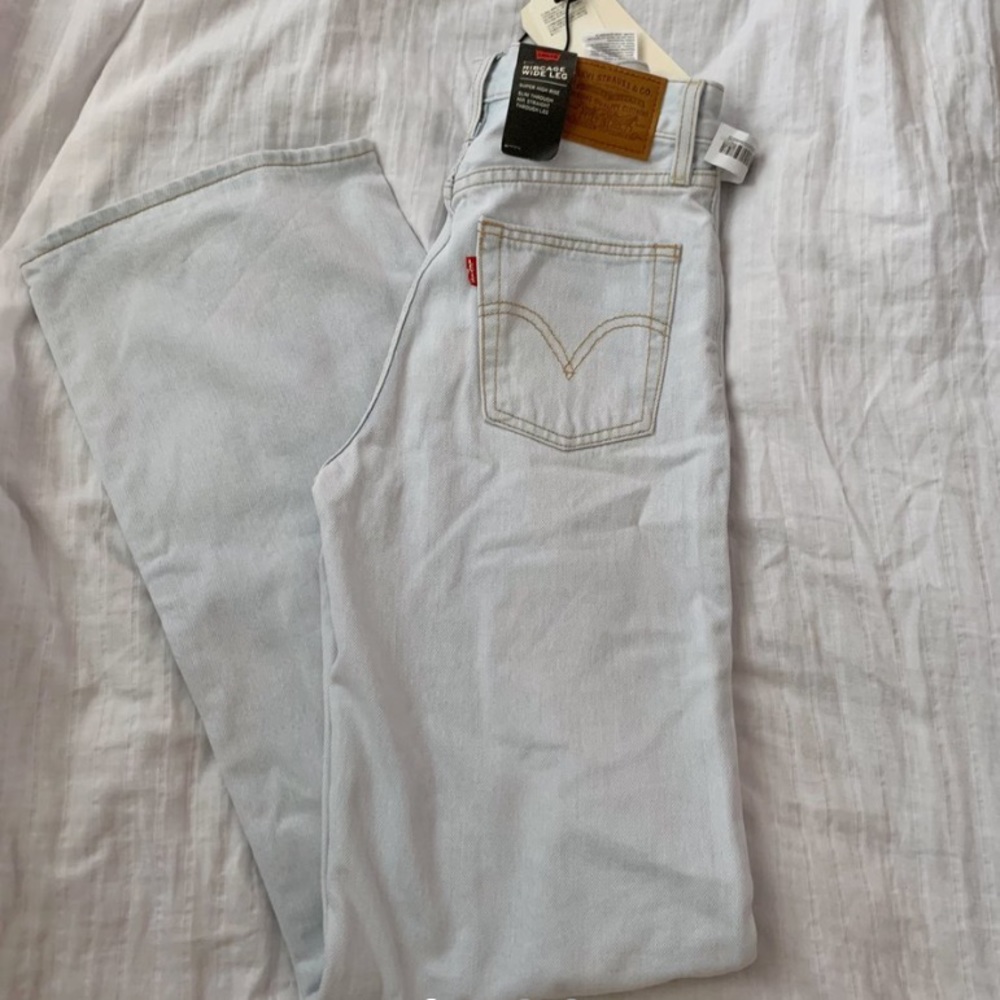 aritzia x levi ribcage wide leg jeans
